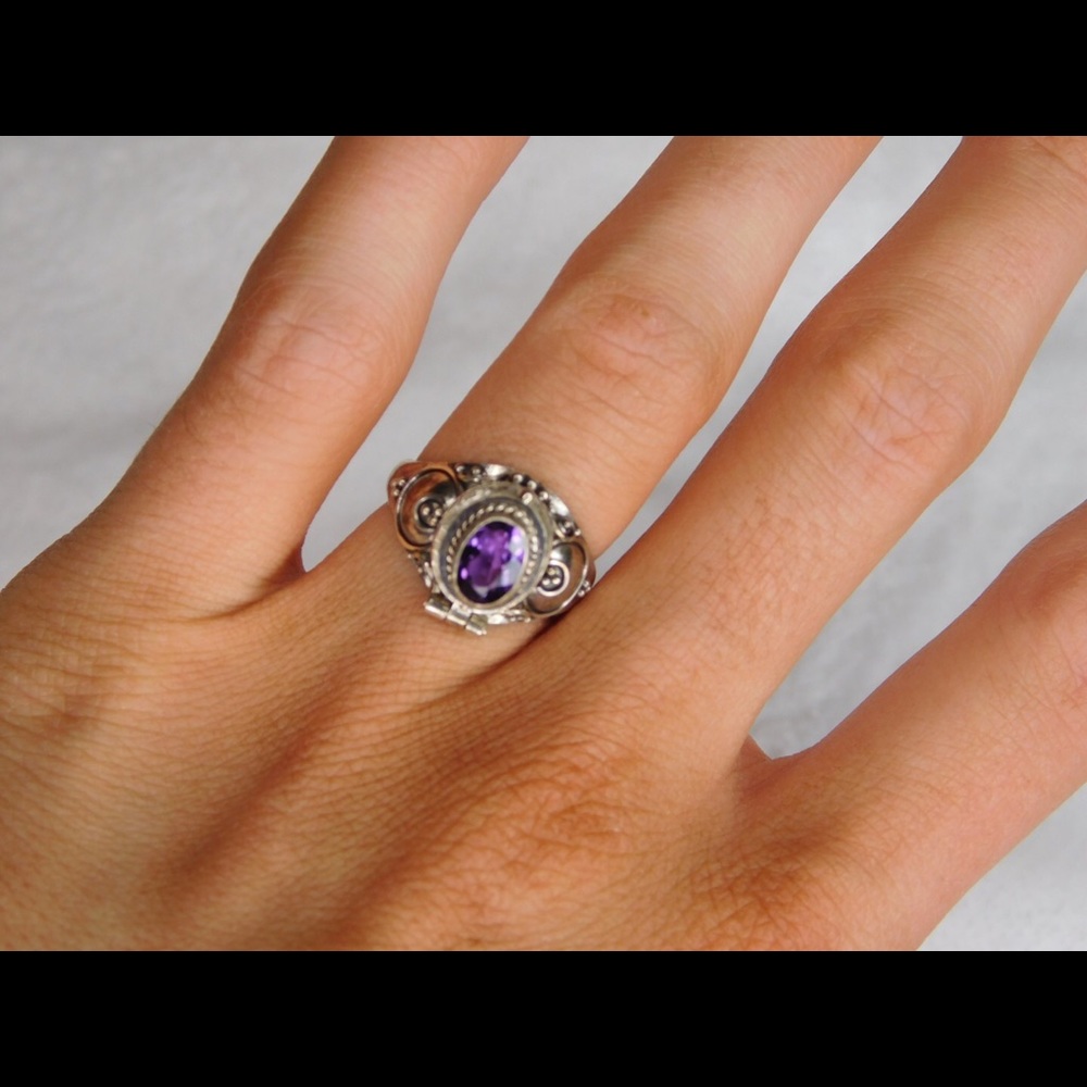 Purple stone Ring